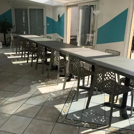 Au Point De Vue De Apartment *